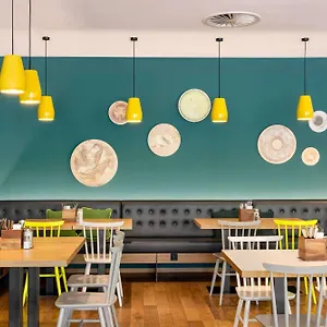 Hotel Vienna House Easy By Wyndham Friedrichshain